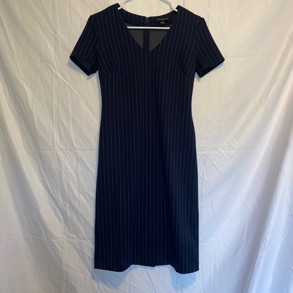 Banana Republic V-Neck Midi Dress - Picture 1 of 4